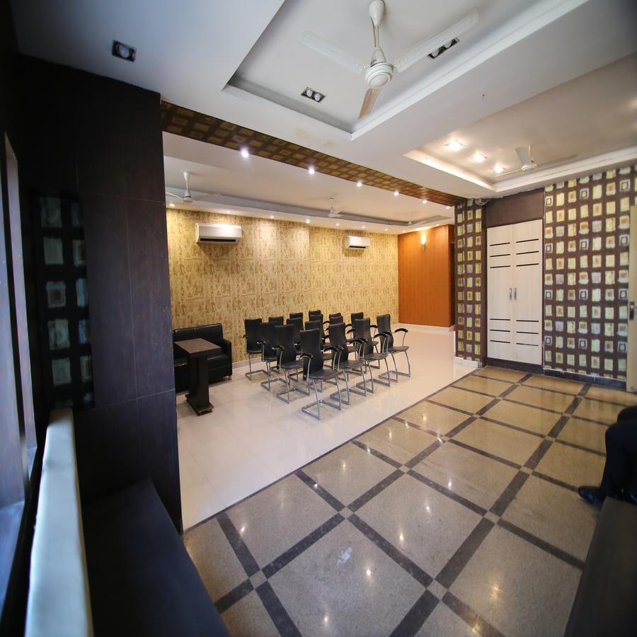 Hotel Pappan Plaza Palwal Esterno foto