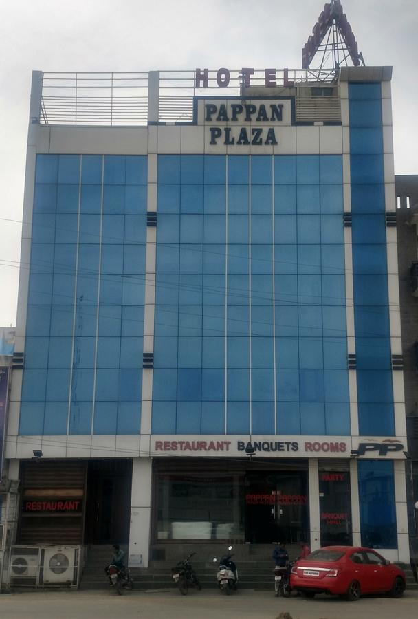 Hotel Pappan Plaza Palwal Esterno foto